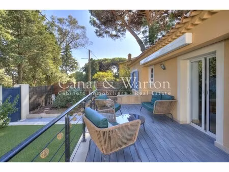 villa de luxe à vendre à cavalaire-sur-mer