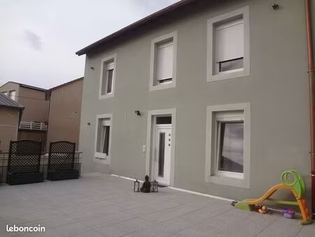 hettange grande- location bel appartement avec terrasse proche frontière luxembourgeoise