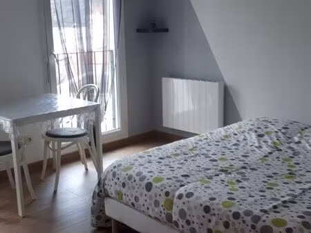 t1 22m² + 1 place stationnement en sous-sol - centre-ville