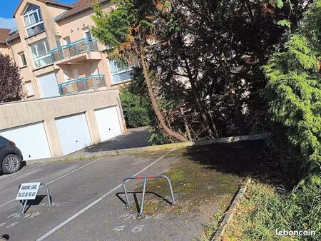 loue place de parking