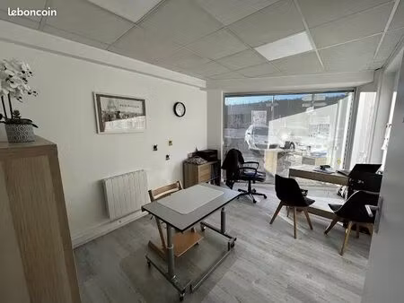 local commercial 62 m2
