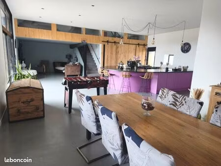 vend maison avec piscine