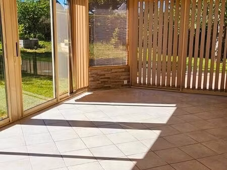maison familiale avec véranda – 120 m² de vie – jardin 671 m² – sans frais d’agence