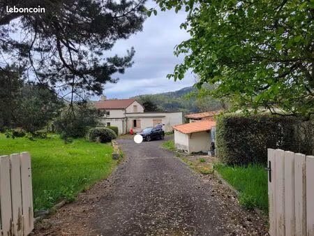 charmante maison à la campagne