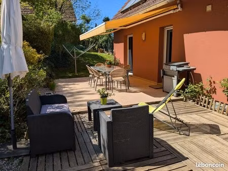 maison familiale au pied des vignes