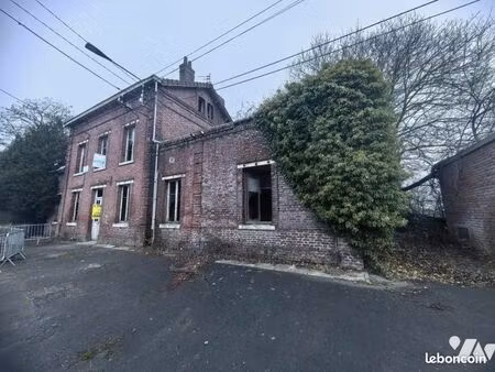 maison 246 m² laventie