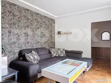 maison 7 pièces 176 m²