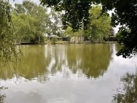 terrain de loisirs