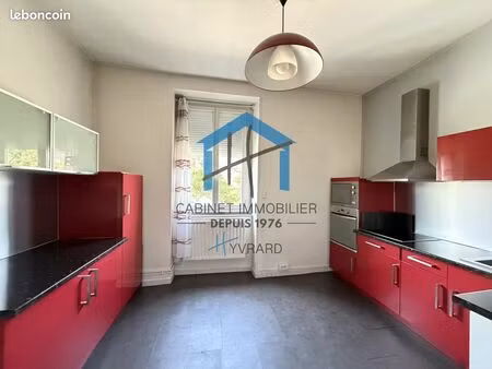 appartement 1 pièce 48 m²