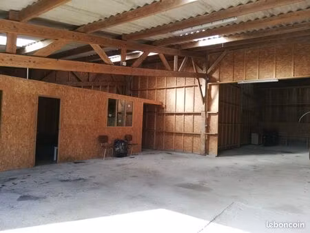 local 150 m2