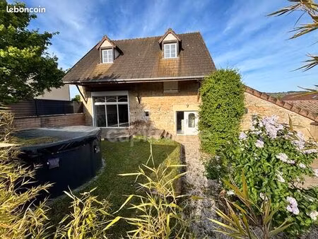maison 5 pièces 169 m²