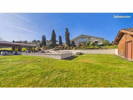 maison 7 pièces 170 m²