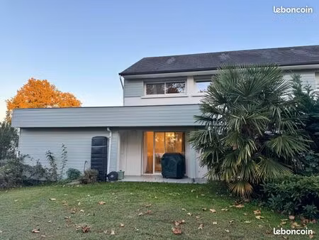 vente maison a idron