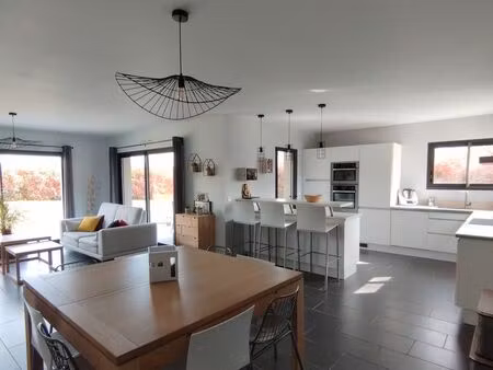 maison plain pied  6 pièces