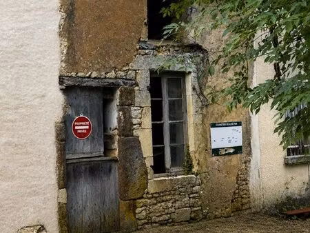 maison à rénover – fort potentiel – terrain avec puits
