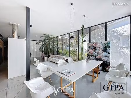 maison 7 pièces 205 m²