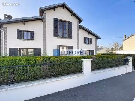 maison 7 pièces 121 m²