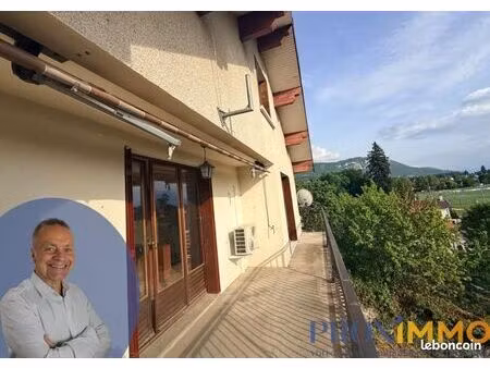 villa 4 pièces 90 m²