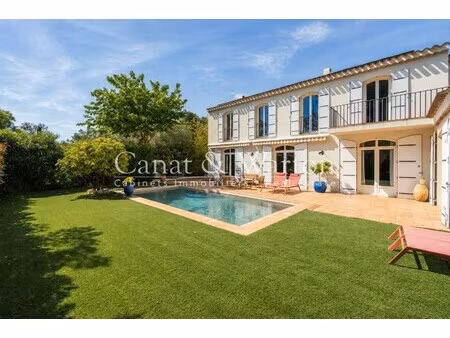 villa de luxe à vendre dans le quartier cap brun