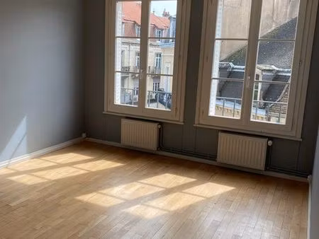 3 pièces 68m2 centre ville