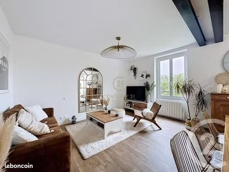 appartement 3 pièces 61 m²