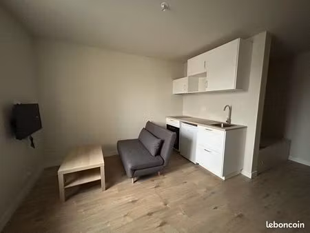 studio meublé rénové centre bourg