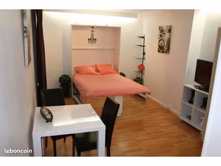 f1 au 69 rue montorgeuil paris 2