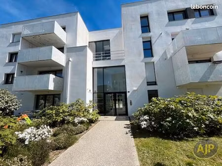 appartement 4 pièces 79 m²