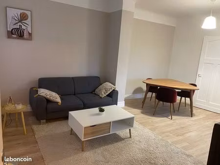 loue f2 meublé rénové équipé idéalement situé