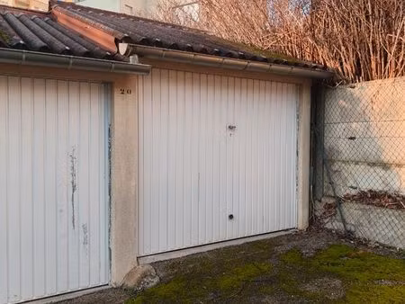 garage/box