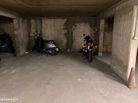 places de parking n 218 - place dr felix lobligeois - paris 17e