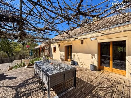maison 5 pièces 140 m²