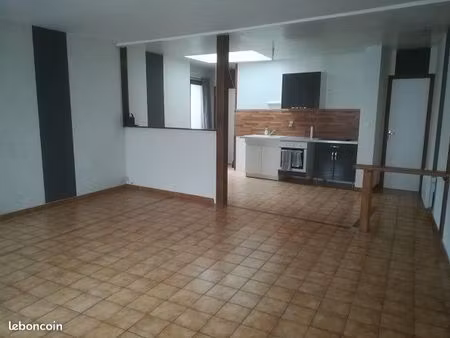 maison à clermont-créans