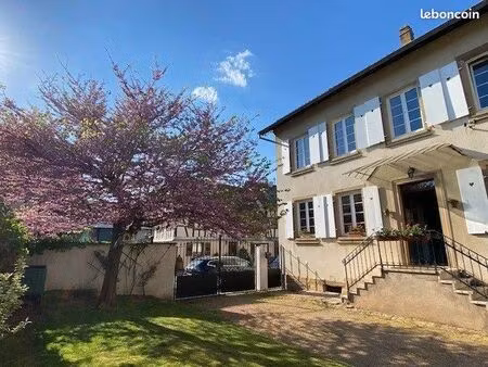 propriété de caractère – corps de ferme – dépendances 300 m² – 15 min de strasbourg