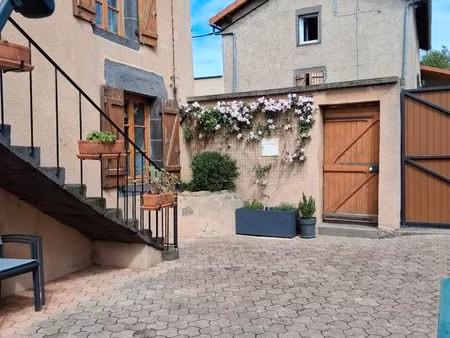 ? maison de caractère avec dépendances – centre de gerzat
