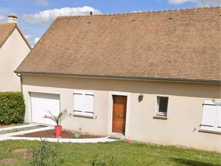 université loue maison 109 m2