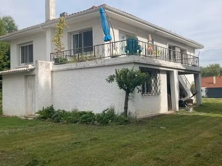 maison à vendre à lons