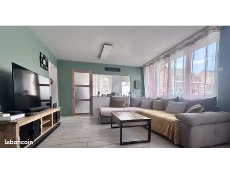 maison 6 pièces 138 m²