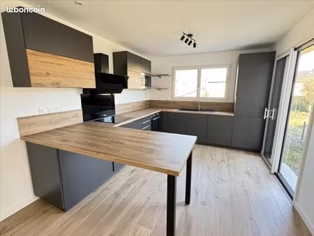 maison 5 pièces 136 m²