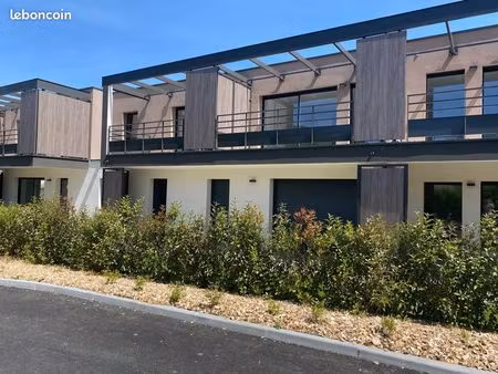 t3 meublé + garage+cave et jardin