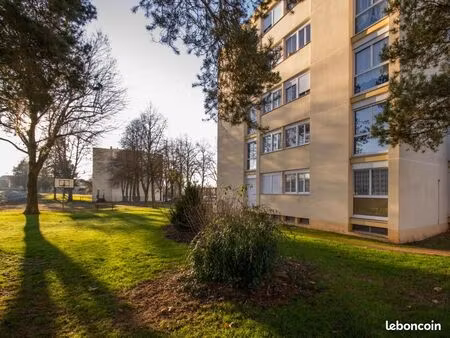 appartement 4 pièces 75 m²