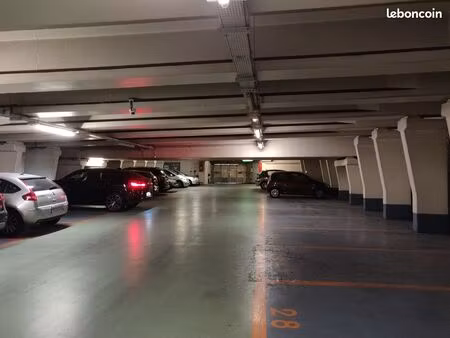 parking à vendre paris 6 luxembourg (parc andré honorat)