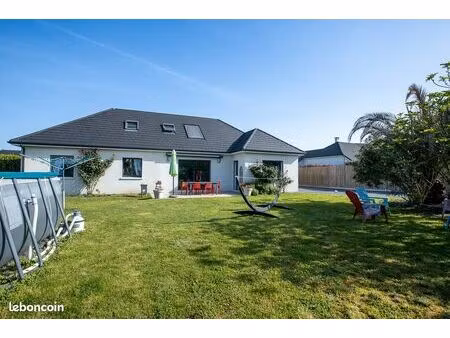 maison familiale vue pyrénées bénéjacq