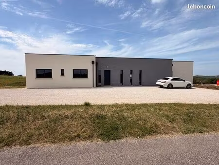 maison contemporaine + annexe meublée- proche cahors