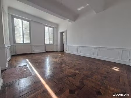 appartement 5 pièces 154 m²