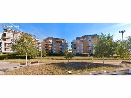 logement de standing  équipé + parking + balcon + cave quartier proche wacken