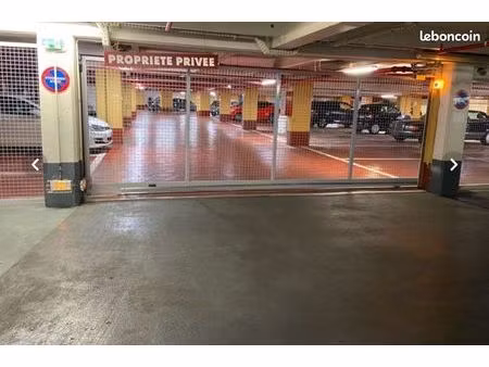 parking propriétaire sécurisé 24/24 paris etoile / ternes / wagram