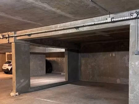 grande place sécurisée 22m2 - rue des vignoles