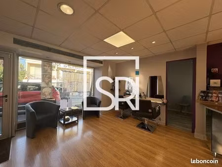 local commercial 63 m² clermont ferrand