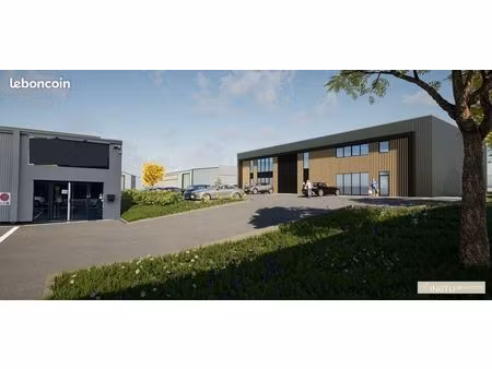 local commercial 600 m² pont du chateau